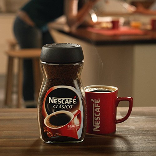 Nescafe Clasico Instant Coffee, 2 X 300 grams ( 10,5 oz ) [På Dansk] Nescafe kaffe